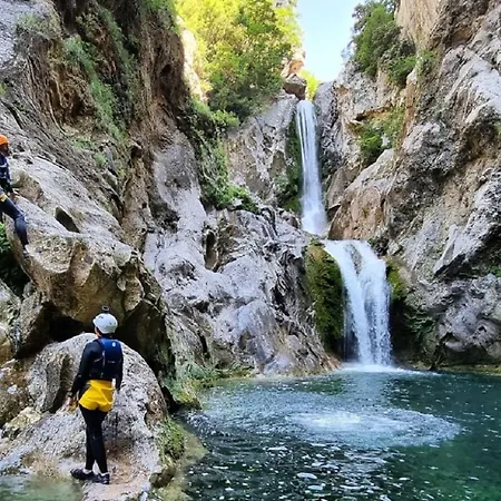 بيت للعطل Ana With Pool And Whirlpool *